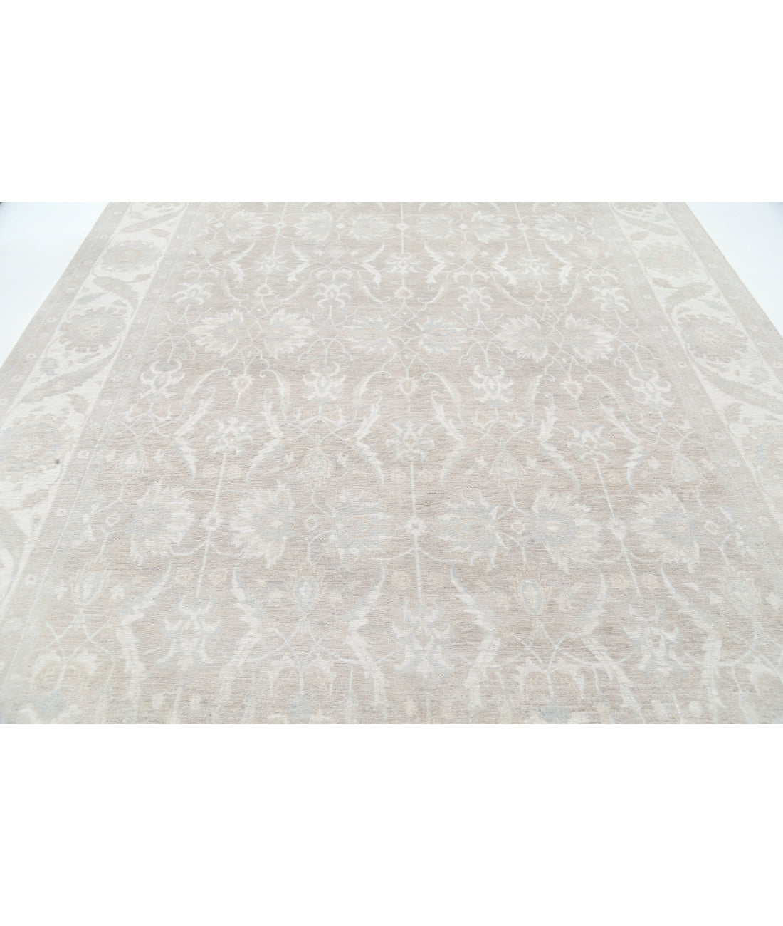 Serenity 8' 7" X 11' 9" Hand-Knotted Wool Rug 8' 7" X 11' 9" (262 X 358) / Taupe / Ivory