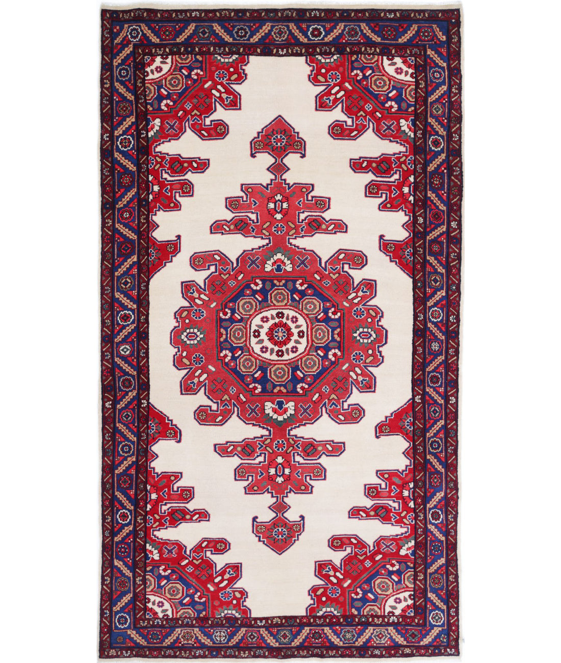 Hamadan 4'9'' X 8'11'' Hand-Knotted Wool Rug 4'9'' x 8'11'' (143 X 268) / Ivory / Blue