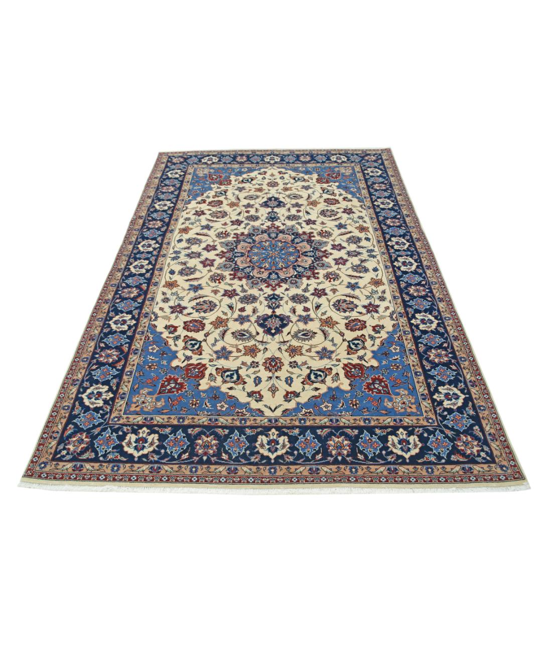 Heritage 4' 11" X 7' 10" Hand-Knotted Wool Rug 4' 11" X 7' 10" (150 X 239) / Ivory / Blue