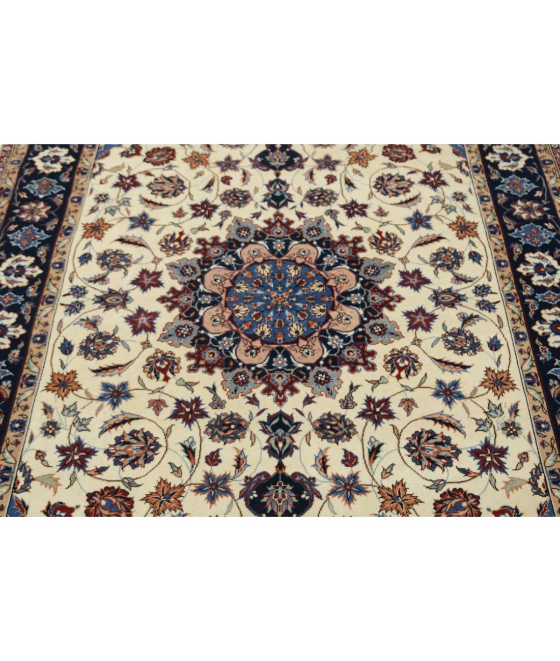 Heritage 4' 11" X 7' 10" Hand-Knotted Wool Rug 4' 11" X 7' 10" (150 X 239) / Ivory / Blue