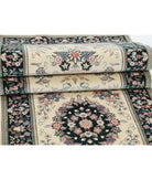 Heritage 2' 6" X 14' 0" Hand-Knotted Wool Rug 2' 6" X 14' 0" (76 X 427) / Ivory / Green