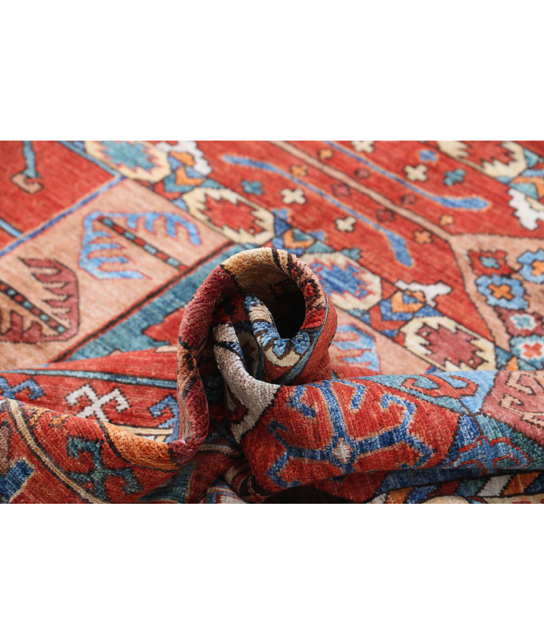 Humna 8'5'' X 9'10'' Hand-Knotted Wool Rug 8'5'' x 9'10'' (253 X 295) / Red / Blue