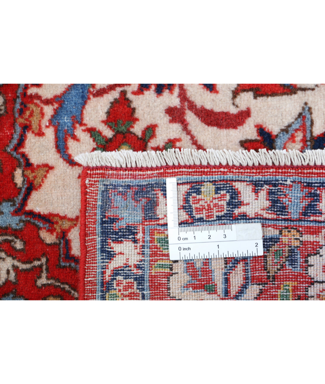 Isfahan 3'3'' X 4'10'' Hand-Knotted Wool Rug 3'3'' x 4'10'' (98 X 145) / Ivory / Red