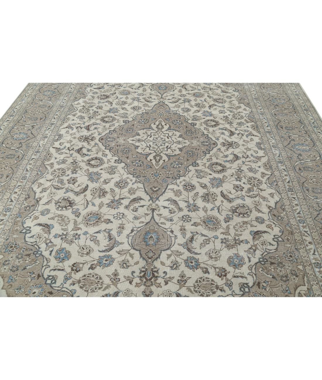 Kashan 9'7'' X 13'1'' Hand-Knotted Wool Rug 9'7'' x 13'1'' (288 X 393) / Ivory / Taupe