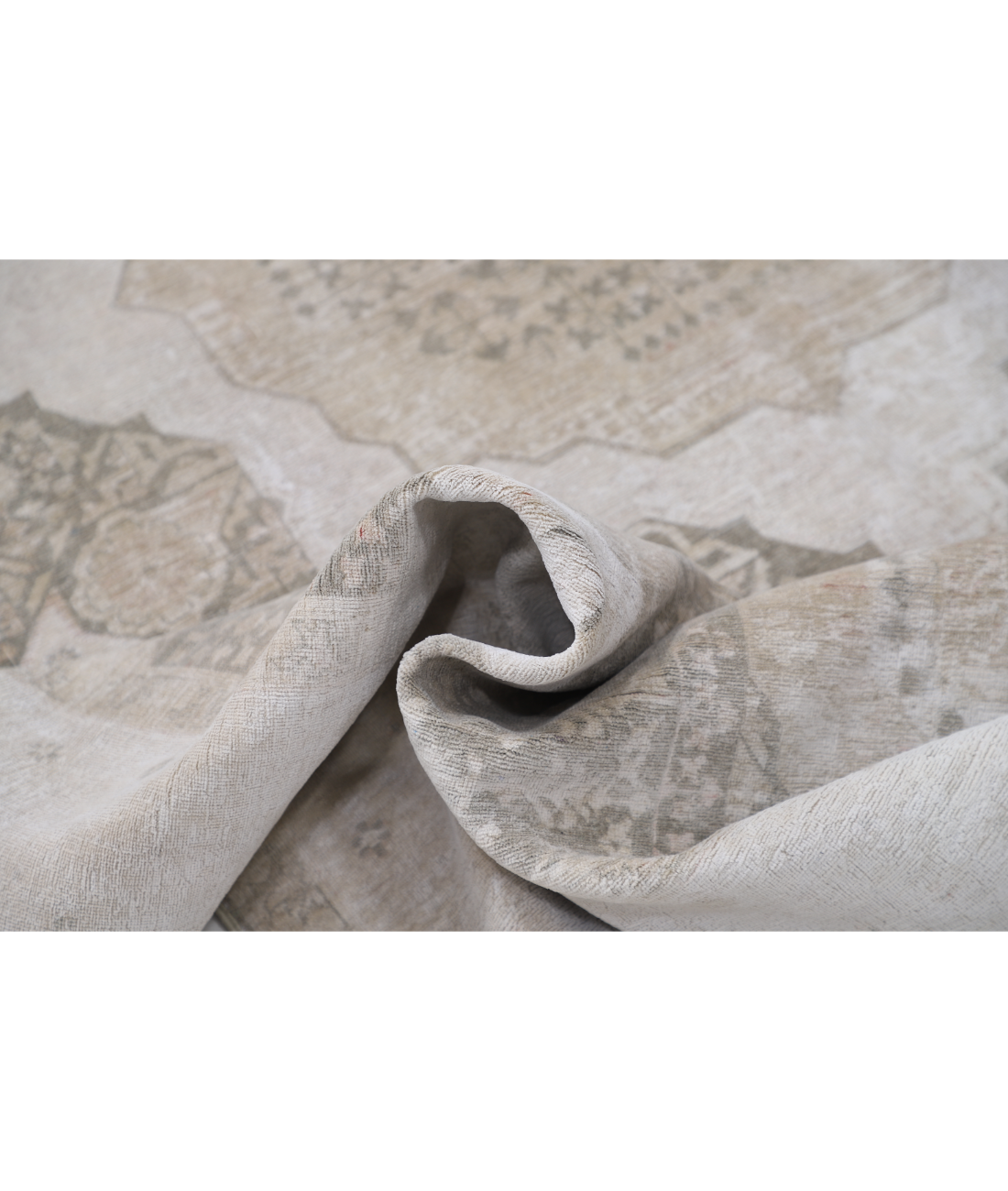 Hand Knotted Mamluk Wool Rug 6' 6" X 9' 6" 6' 6" X 9' 6" (198 X 290) / Green / Ivory