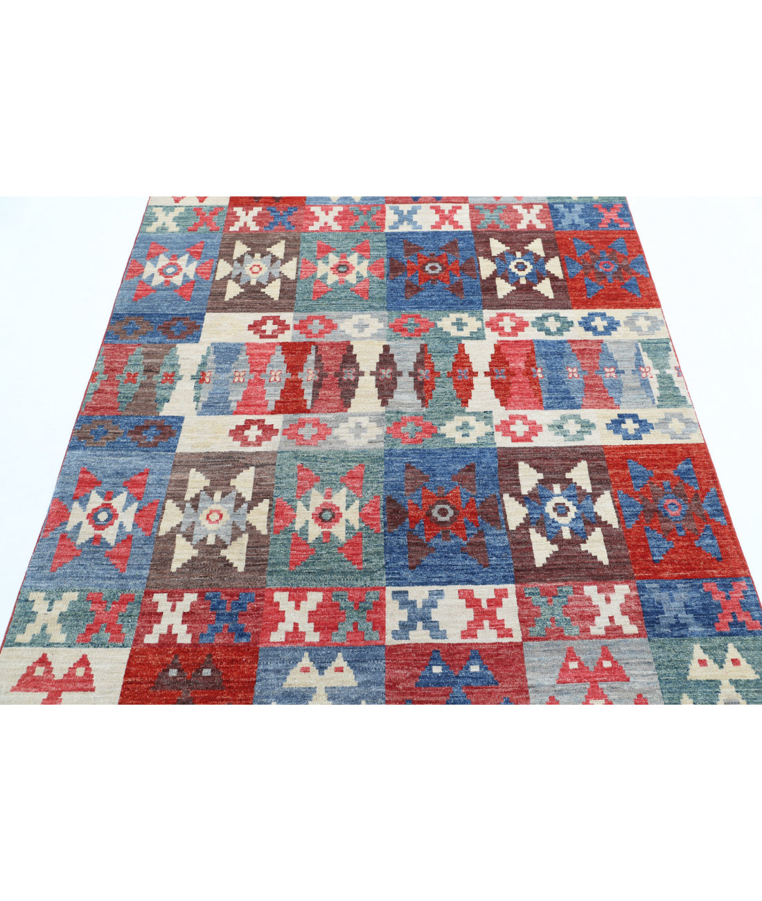 Modcar 4'10'' X 6'5'' Hand-Knotted Wool Rug 4'10'' x 6'5'' (145 X 193) / Multi / Multi