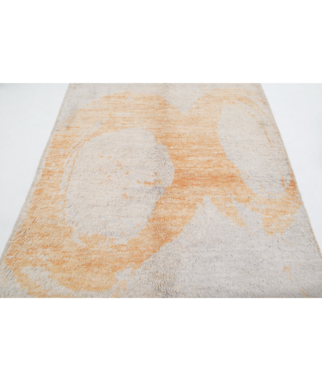 Moroccan 5'1'' X 7'5'' Hand-Knotted Wool Rug 5'1'' x 7'5'' (153 X 223) / Grey / Gold