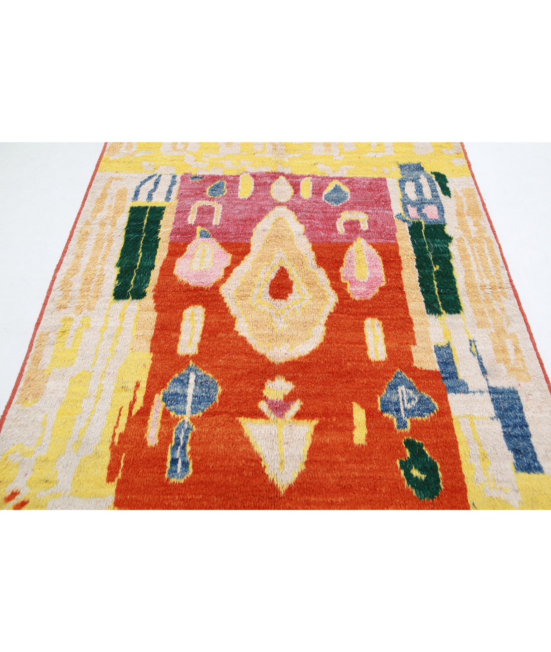 Moroccan 5'3'' X 6'11'' Hand-Knotted Wool Rug 5'3'' x 6'11'' (158 X 208) / Multi / Multi