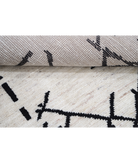 Hand Knotted Moroccan Wool Rug 5' 10" X 9' 4" 5' 10" X 9' 4" (178 X 284) / Ivory / Ivory