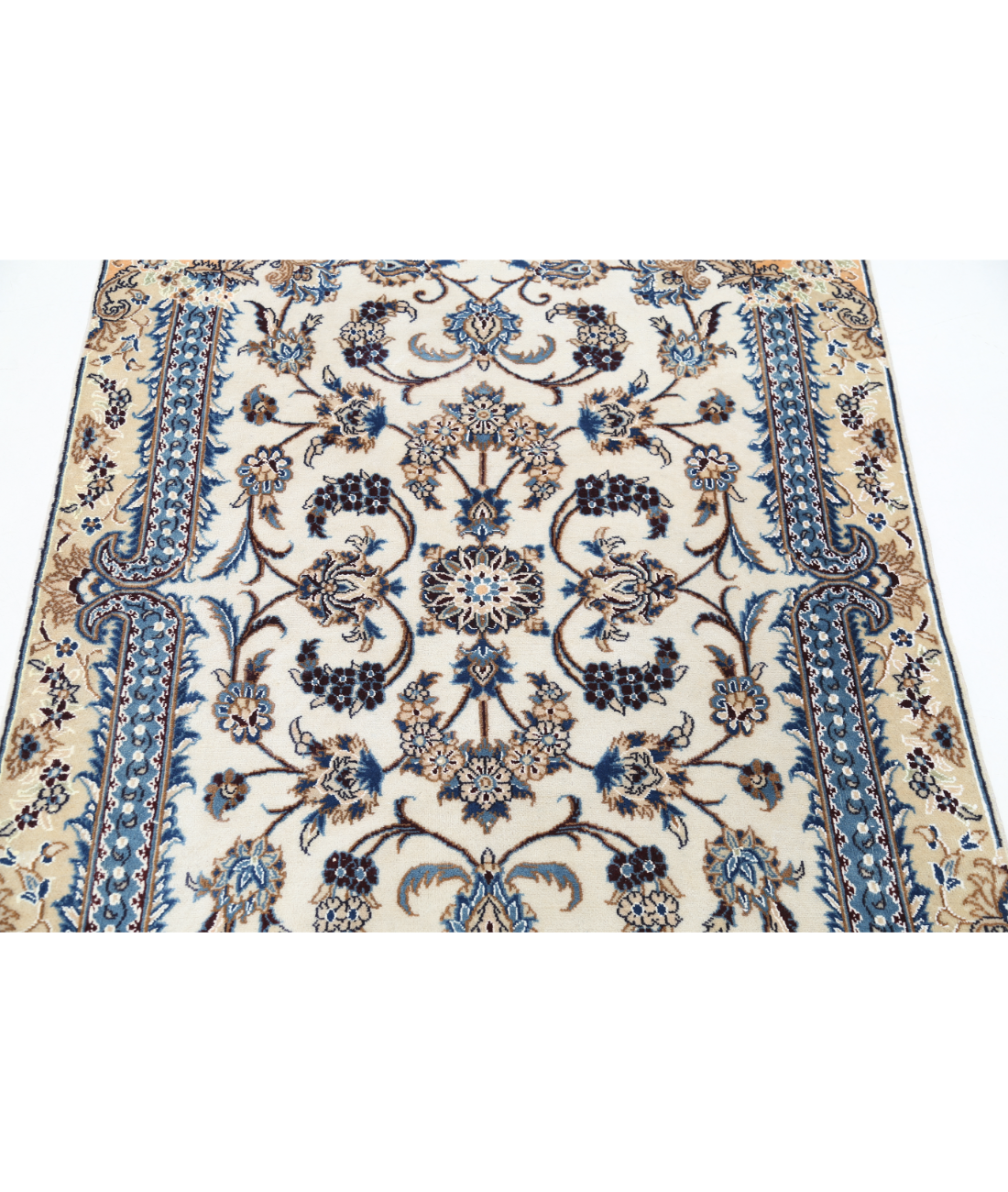 Hand Knotted Nain Wool & Silk Rug 3' 6" X 5' 1" 3' 6" X 5' 1" (107 X 155) / Ivory / Blue
