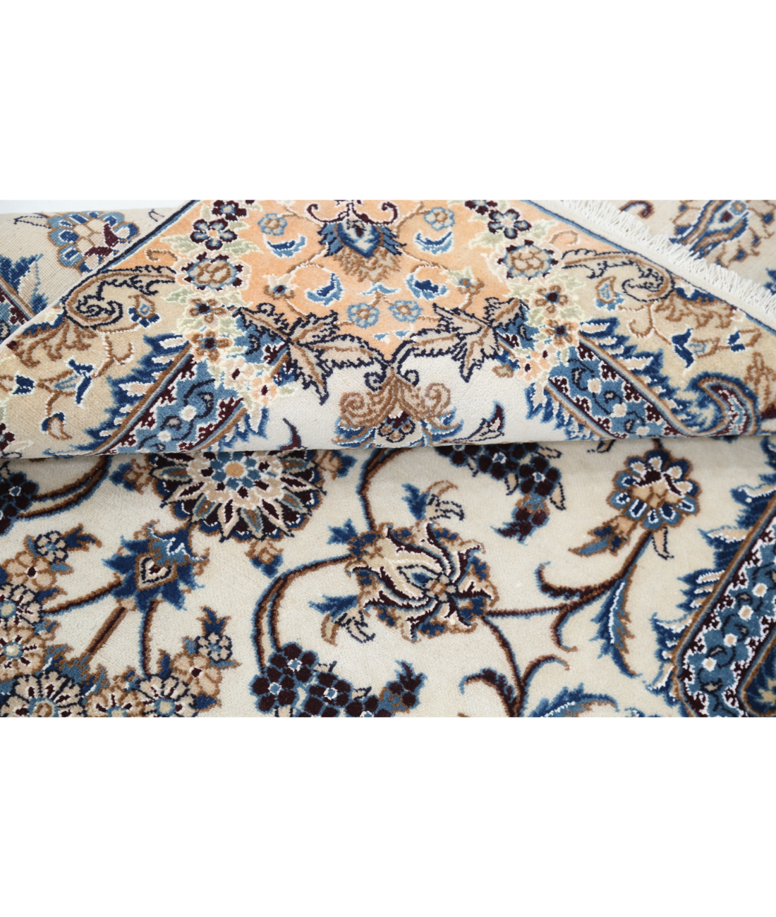 Hand Knotted Nain Wool & Silk Rug 3' 6" X 5' 1" 3' 6" X 5' 1" (107 X 155) / Ivory / Blue