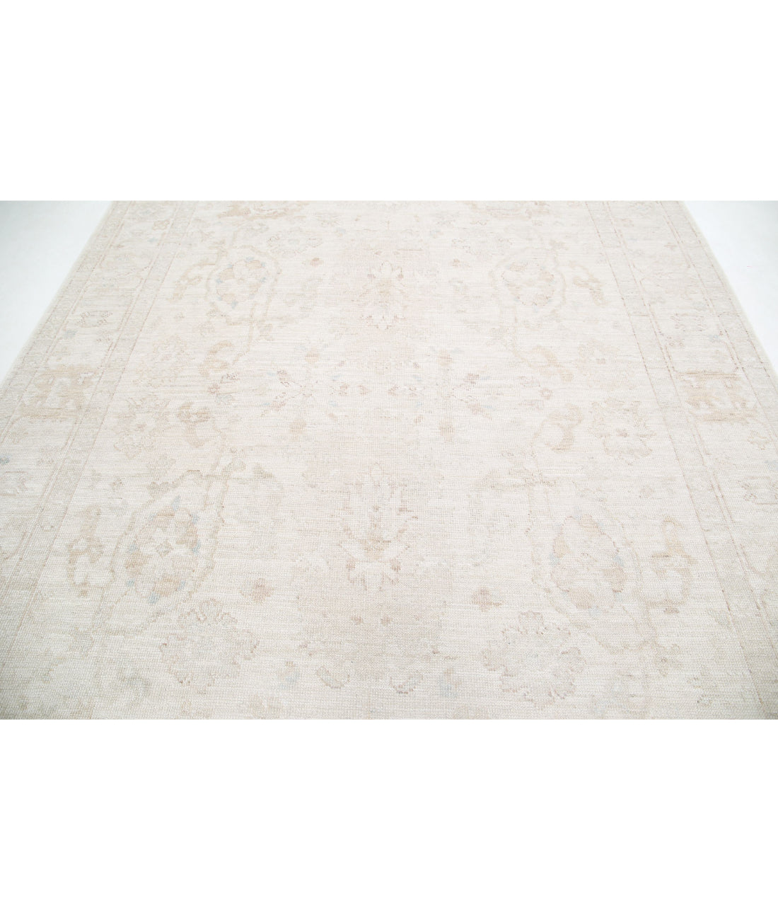 Oushak 8'1'' X 9'10'' Hand-Knotted Wool Rug 8'1'' x 9'10'' (243 X 295) / Ivory / Taupe