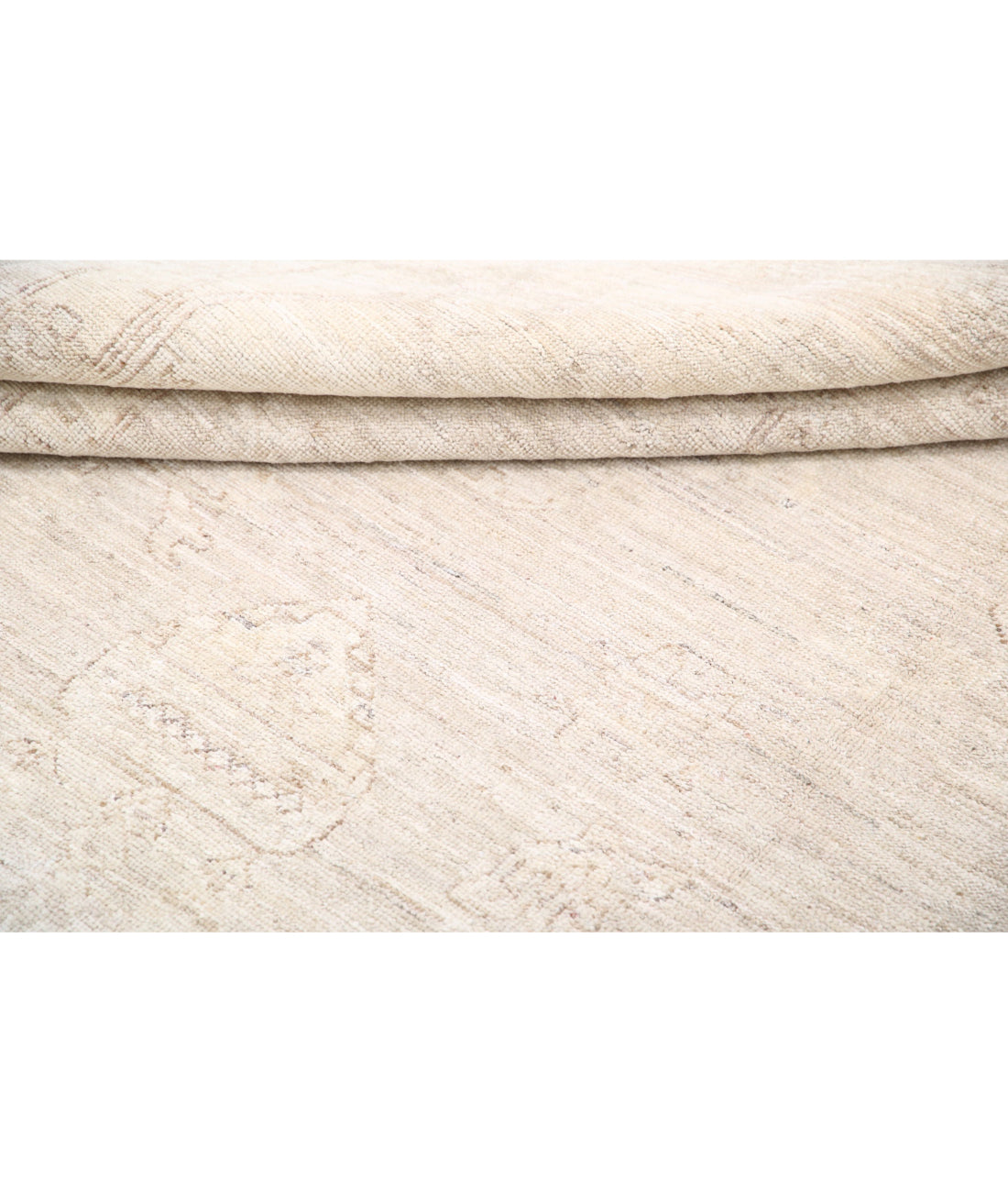 Oushak 8'0'' X 9'11'' Hand-Knotted Wool Rug 8'0'' x 9'11'' (240 X 298) / Ivory / Taupe