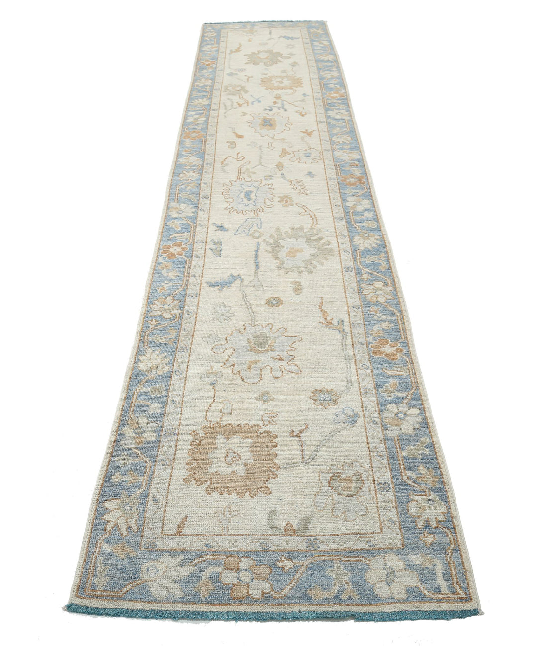 Oushak 2'9'' X 13'6'' Hand-Knotted Wool Rug 2'9'' x 13'6'' (83 X 405) / Ivory / Blue