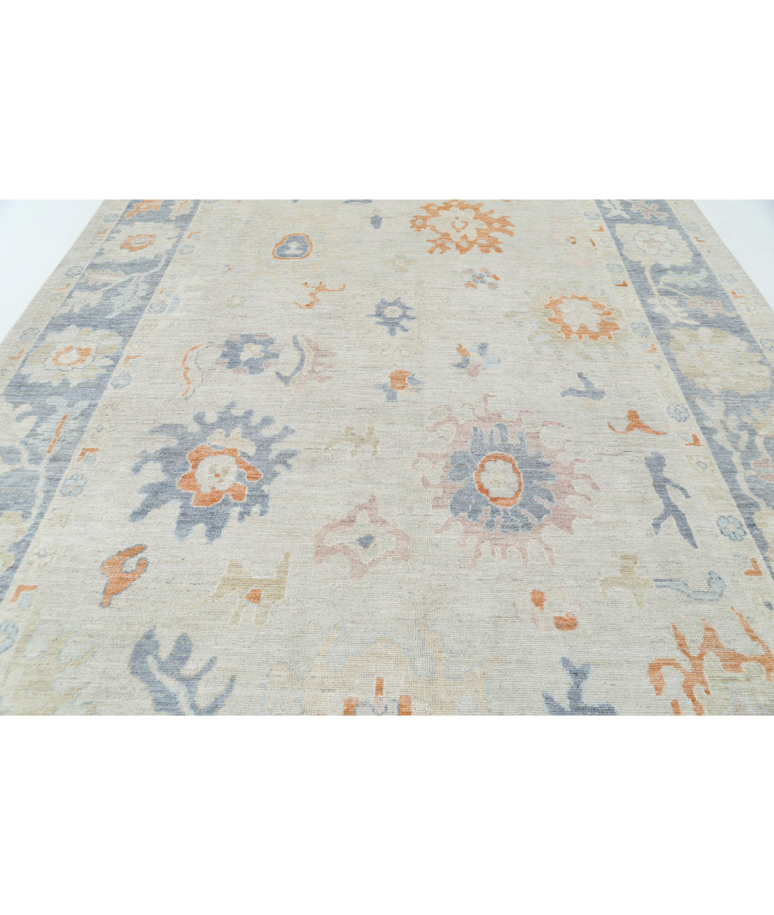 Oushak 8'11'' X 12'4'' Hand-Knotted Wool Rug 8'11'' x 12'4'' (268 X 370) / Beige / Grey