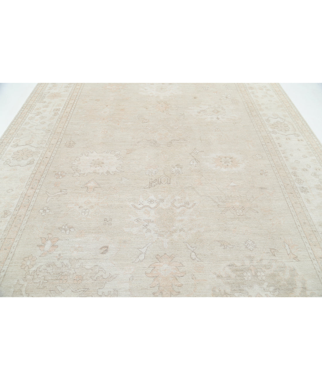 Oushak 8' 11" X 12' 4" Hand-Knotted Wool Rug 8' 11" X 12' 4" (272 X 376) / Grey / Ivory