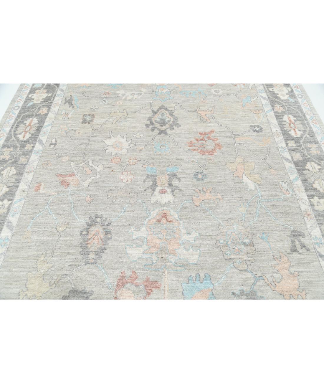 Oushak 7' 11" X 10' 0" Hand-Knotted Wool Rug 7' 11" X 10' 0" (241 X 305) / Silver / Grey