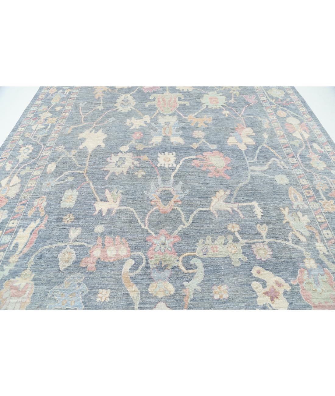 Oushak 8' 9" X 11' 9" Hand-Knotted Wool Rug 8' 9" X 11' 9" (267 X 358) / Grey / Pink