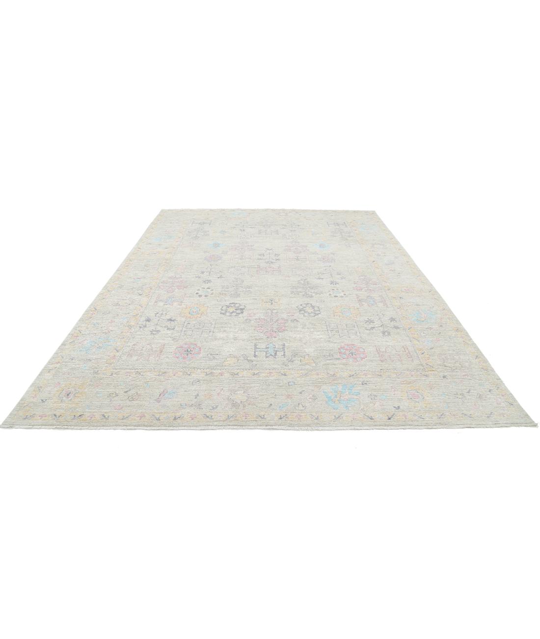 Oushak 9' 1" X 11' 10" Hand-Knotted Wool Rug 9' 1" X 11' 10" (277 X 361) / Silver / Grey