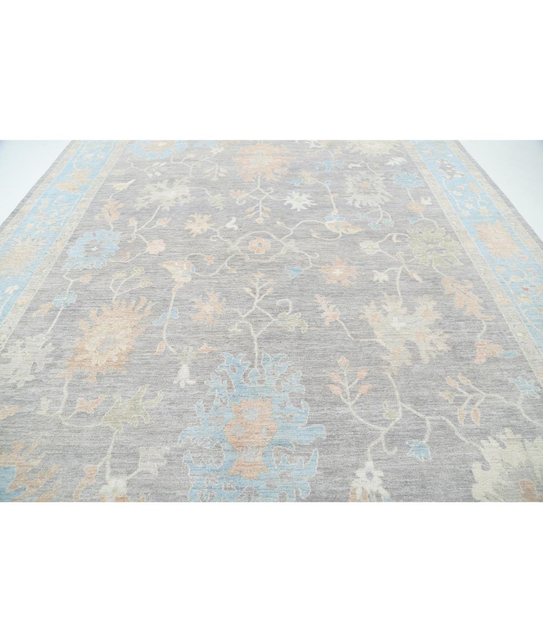 Oushak 10' 1" X 13' 11" Hand-Knotted Wool Rug 10' 1" X 13' 11" (307 X 424) / Grey / Green