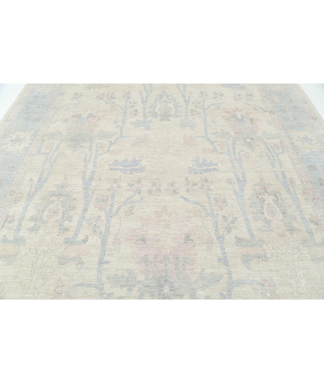 Oushak 9' 1" X 12' 0" Hand-Knotted Wool Rug 9' 1" X 12' 0" (277 X 366) / Ivory / Blue