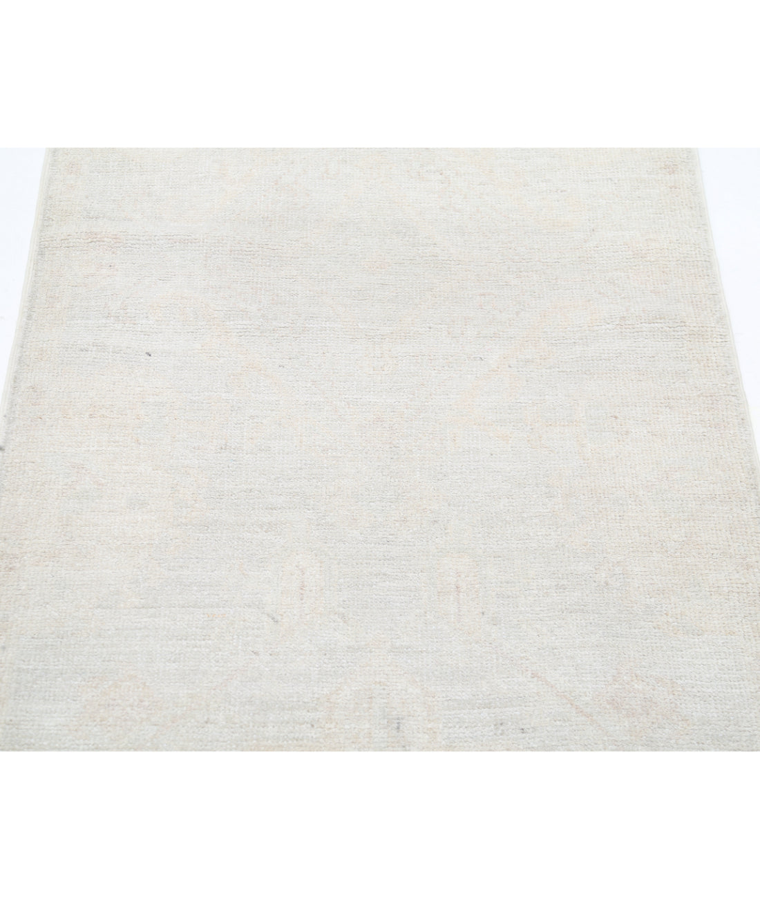 Oushak 2' 6" X 8' 0" Hand-Knotted Wool Rug 2' 6" X 8' 0" (76 X 244) / Ivory / Taupe