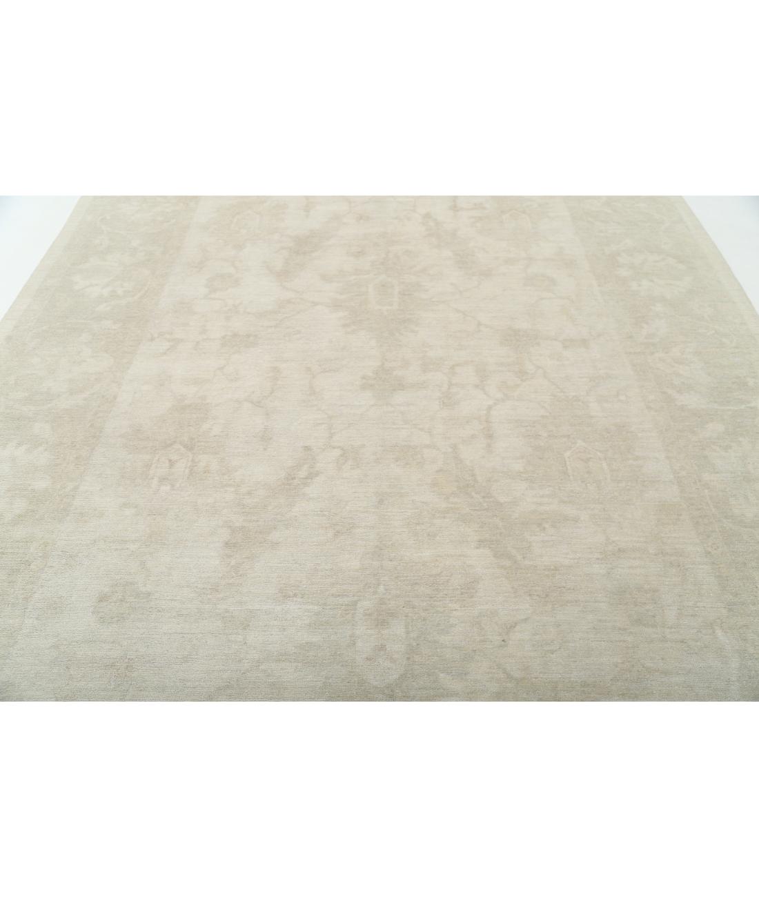 Oushak 8' 9" X 11' 9" Hand-Knotted Wool Rug 8' 9" X 11' 9" (267 X 358) / Ivory / Taupe