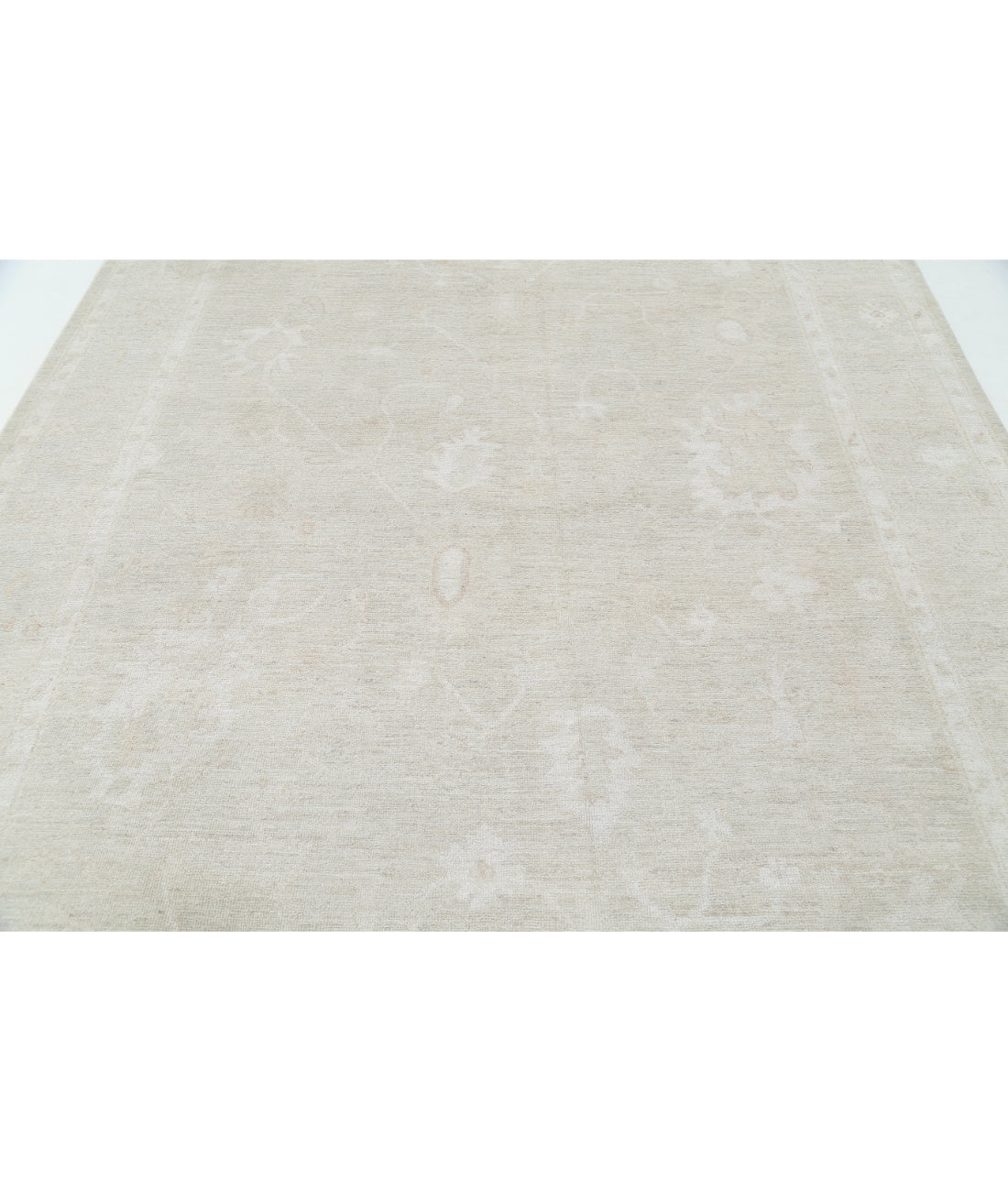 Oushak 8' 0" X 10' 1" Hand-Knotted Wool Rug 8' 0" X 10' 1" (244 X 307) / Taupe / Ivory