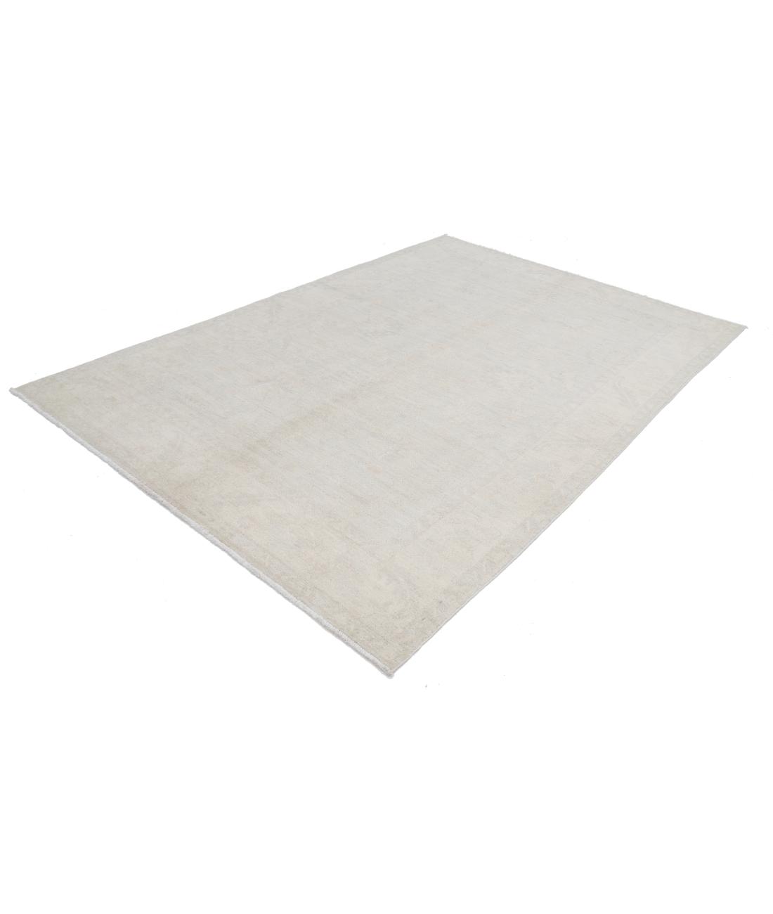 Oushak 6' 5" X 9' 6" Hand-Knotted Wool Rug 6' 5" X 9' 6" (196 X 290) / Silver / Ivory