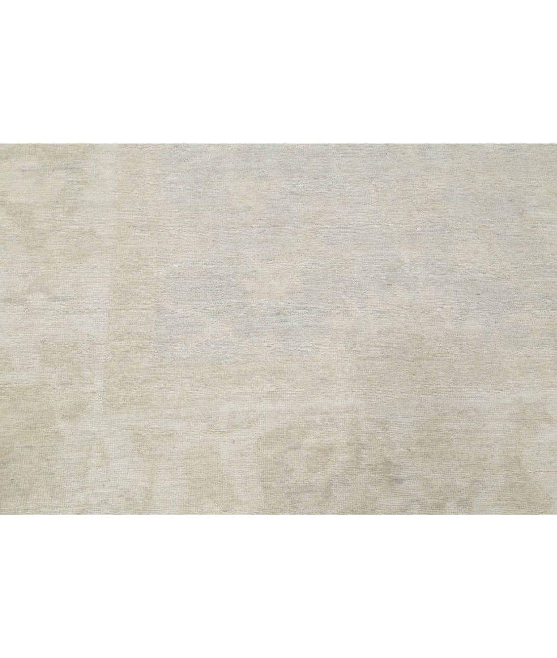 Oushak 9' 0" X 10' 11" Hand-Knotted Wool Rug 9' 0" X 10' 11" (274 X 333) / Silver / Ivory