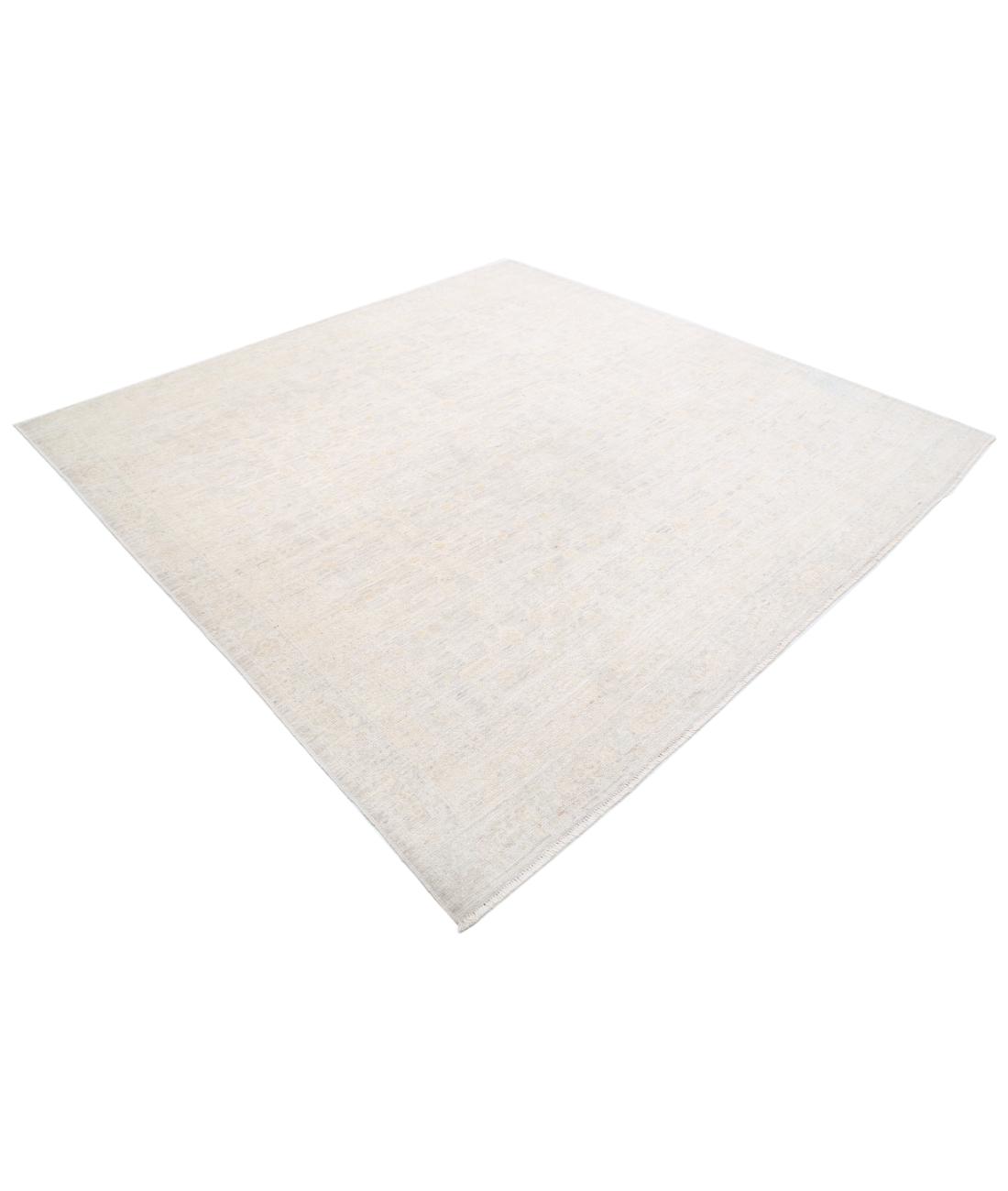 Oushak 7' 7" X 7' 10" Hand-Knotted Wool Rug 7' 7" X 7' 10" (231 X 239) / Silver / Ivory