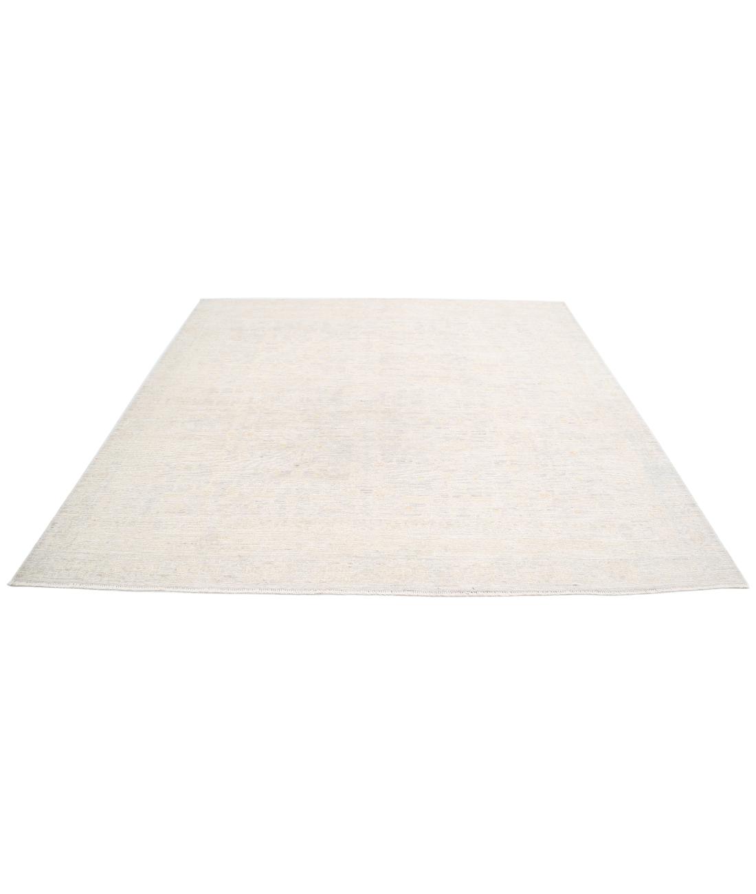 Oushak 7' 7" X 7' 10" Hand-Knotted Wool Rug 7' 7" X 7' 10" (231 X 239) / Silver / Ivory