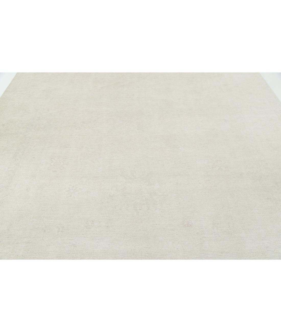 Oushak 9' 2" X 11' 9" Hand-Knotted Wool Rug 9' 2" X 11' 9" (279 X 358) / Ivory / Ivory