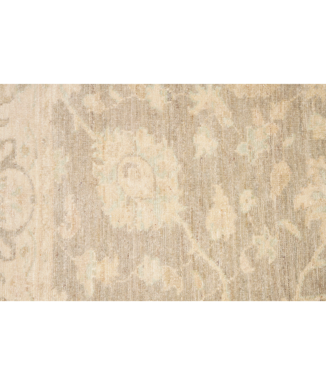 Serenity 2' 7" X 18' 5" Hand-Knotted Wool Rug 2' 7" X 18' 5" (79 X 561) / Charcoal / Ivory