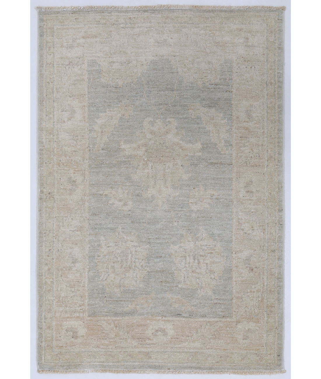 Hand Knotted Serenity Wool Rug 2' 2" X 3' 2" 2' 2" X 3' 2" (66 X 97) / Grey / Ivory
