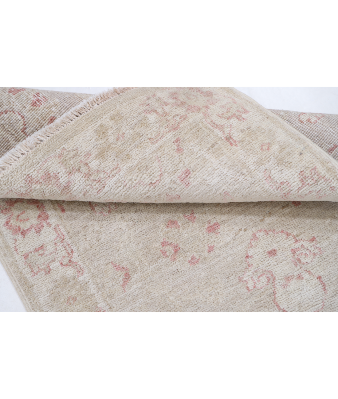 Hand Knotted Serenity Wool Rug 2' 0" X 3' 1" 2' 0" X 3' 1" (61 X 94) / Ivory / Pink