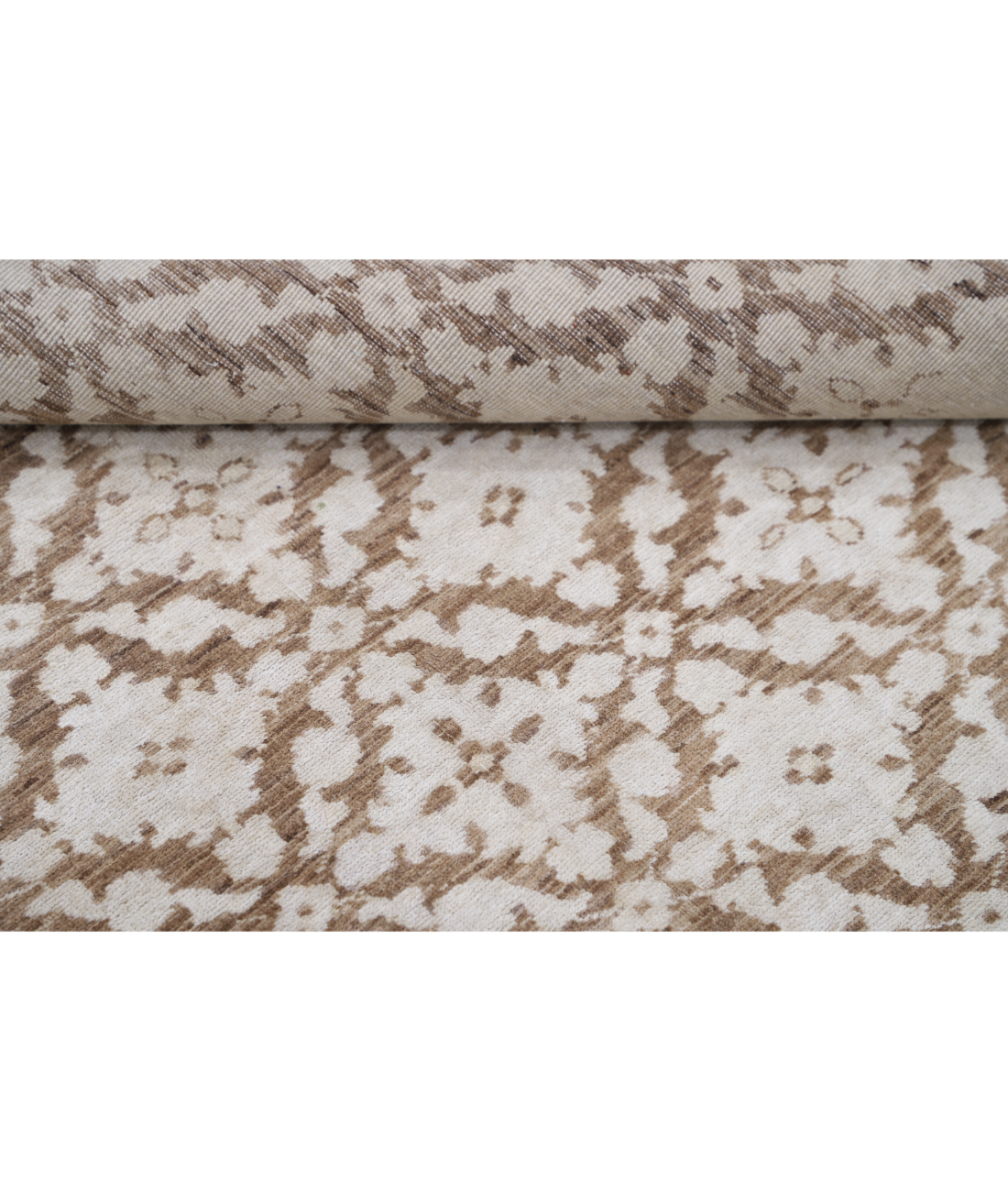 Hand Knotted Serenity Wool Rug 5' 11" X 9' 9" 5' 11" X 9' 9" (180 X 297) / Brown / Ivory