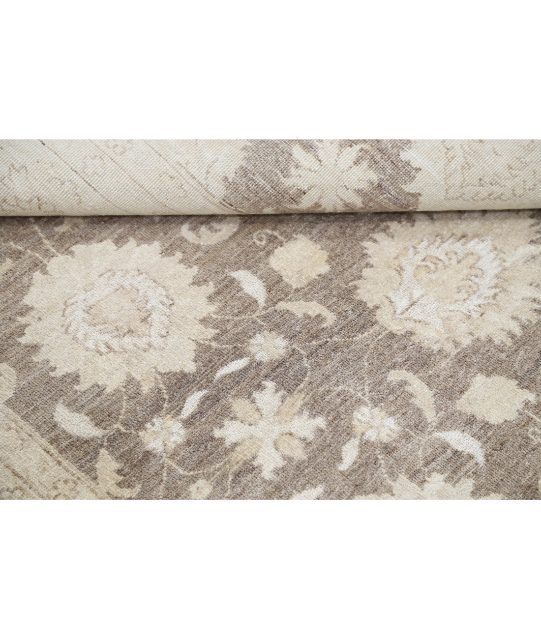 Hand Knotted Serenity Wool Rug 8' 2" X 9' 7" 8' 2" X 9' 7" (249 X 292) / Brown / Ivory