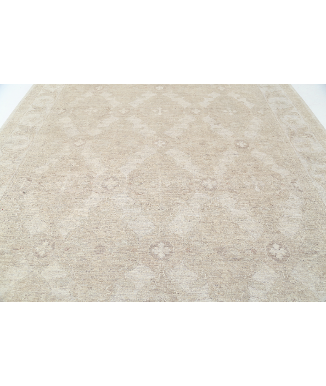 Hand Knotted Serenity Wool Rug 9' 10" X 13' 4" 9' 10" X 13' 4" (300 X 406) / Brown / Ivory
