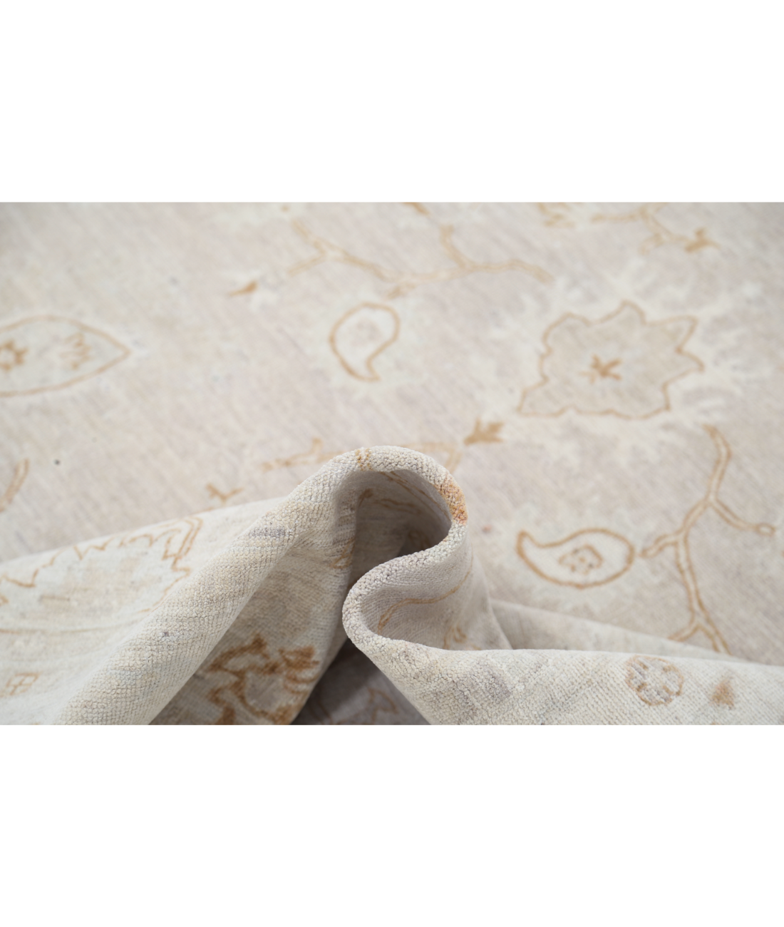 Hand Knotted Serenity Wool Rug 8' 0" X 9' 11" 8' 0" X 9' 11" (244 X 302) / Brown / Ivory