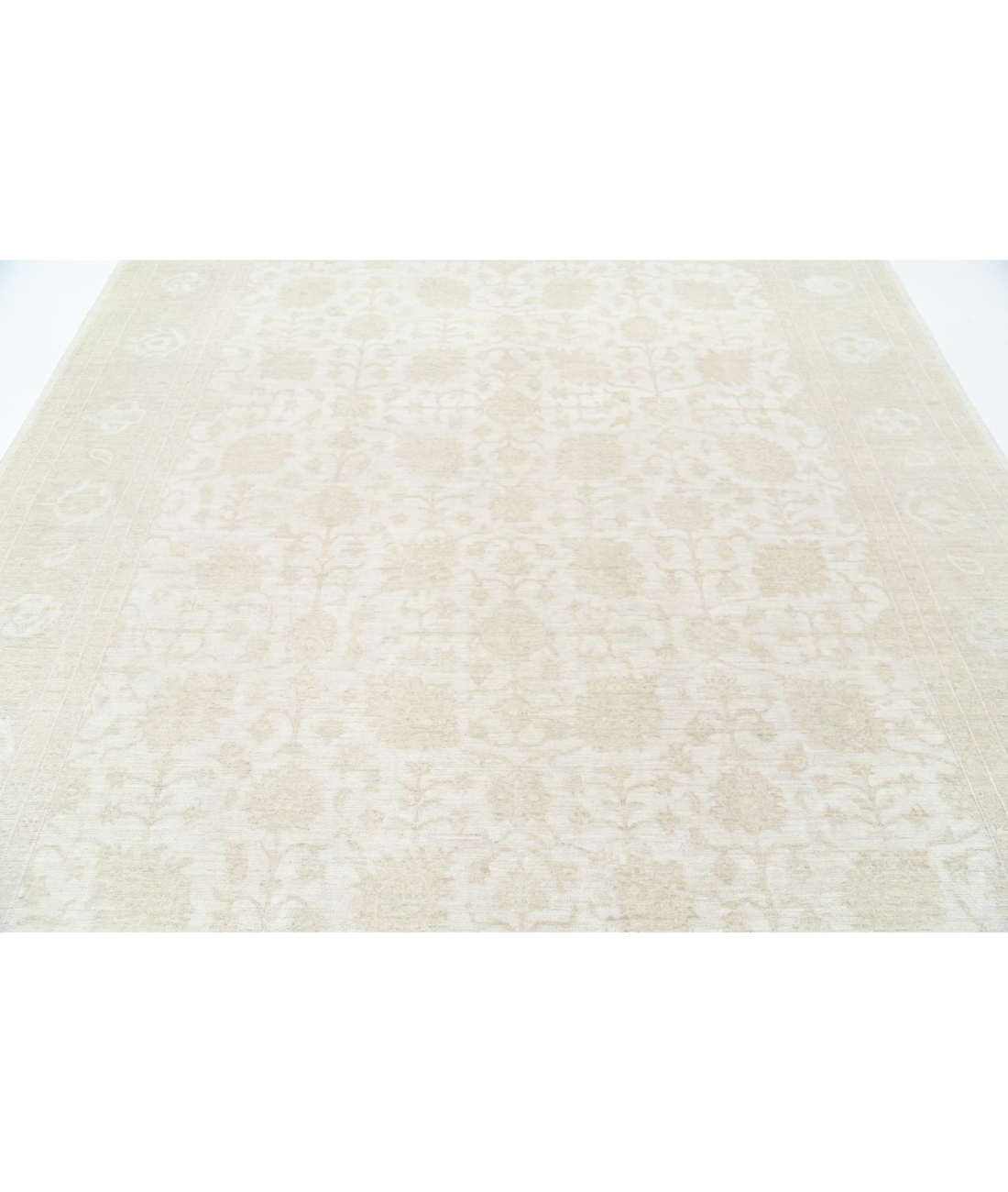 Hand Knotted Serenity Wool Rug 8' 1" X 9' 7" 8' 1" X 9' 7" (246 X 292) / Ivory / Ivory