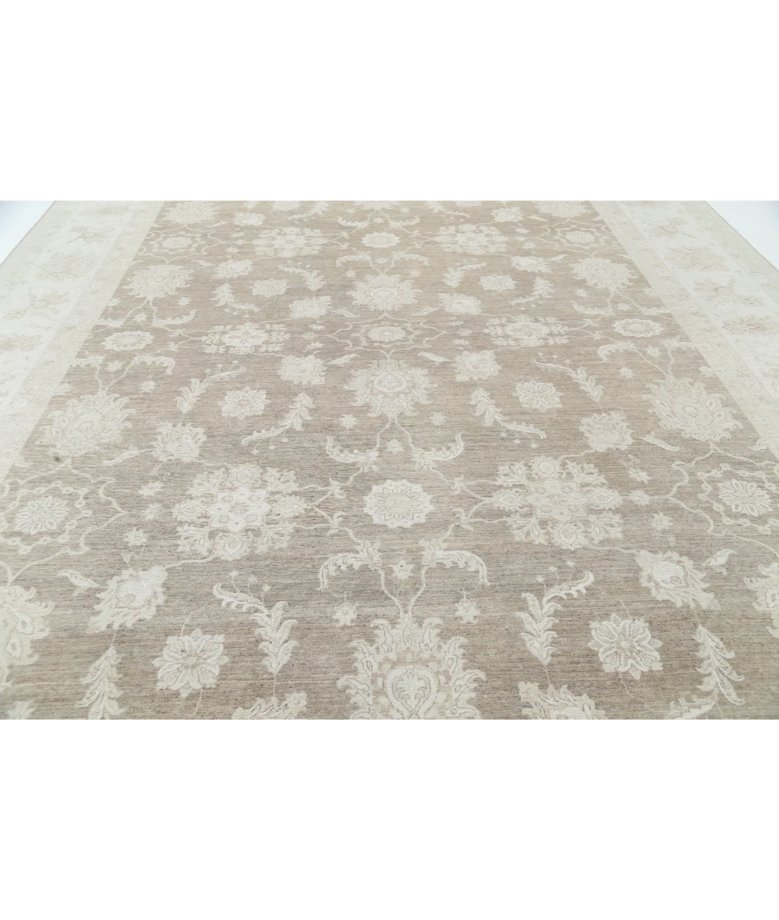 Hand Knotted Serenity Wool Rug 11' 4" X 15' 5" 11' 4" X 15' 5" (345 X 470) / Brown / Ivory