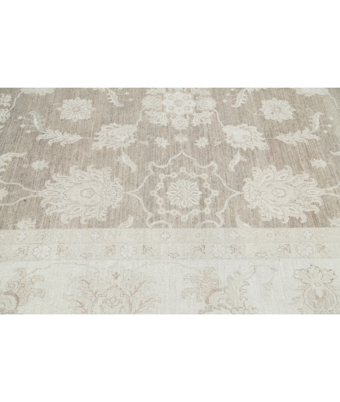 Hand Knotted Serenity Wool Rug 11' 4" X 15' 5" 11' 4" X 15' 5" (345 X 470) / Brown / Ivory