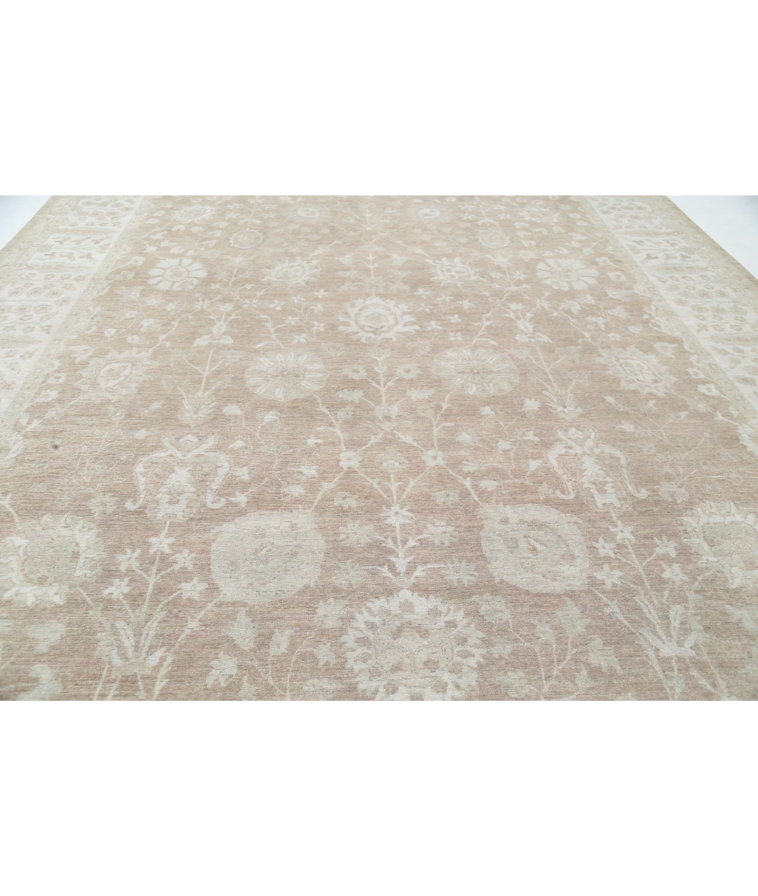 Hand Knotted Serenity Wool Rug 11' 8" X 15' 2" 11' 8" X 15' 2" (356 X 462) / Brown / Ivory