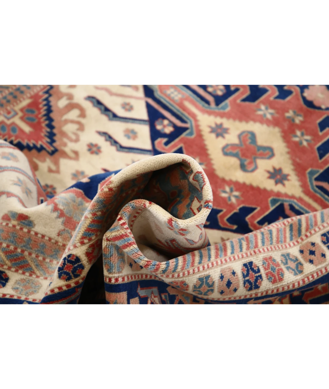 Shirvan 5'3'' X 6'9'' Hand-Knotted Wool Rug 5'3'' x 6'9'' (158 X 203) / Ivory / Blue