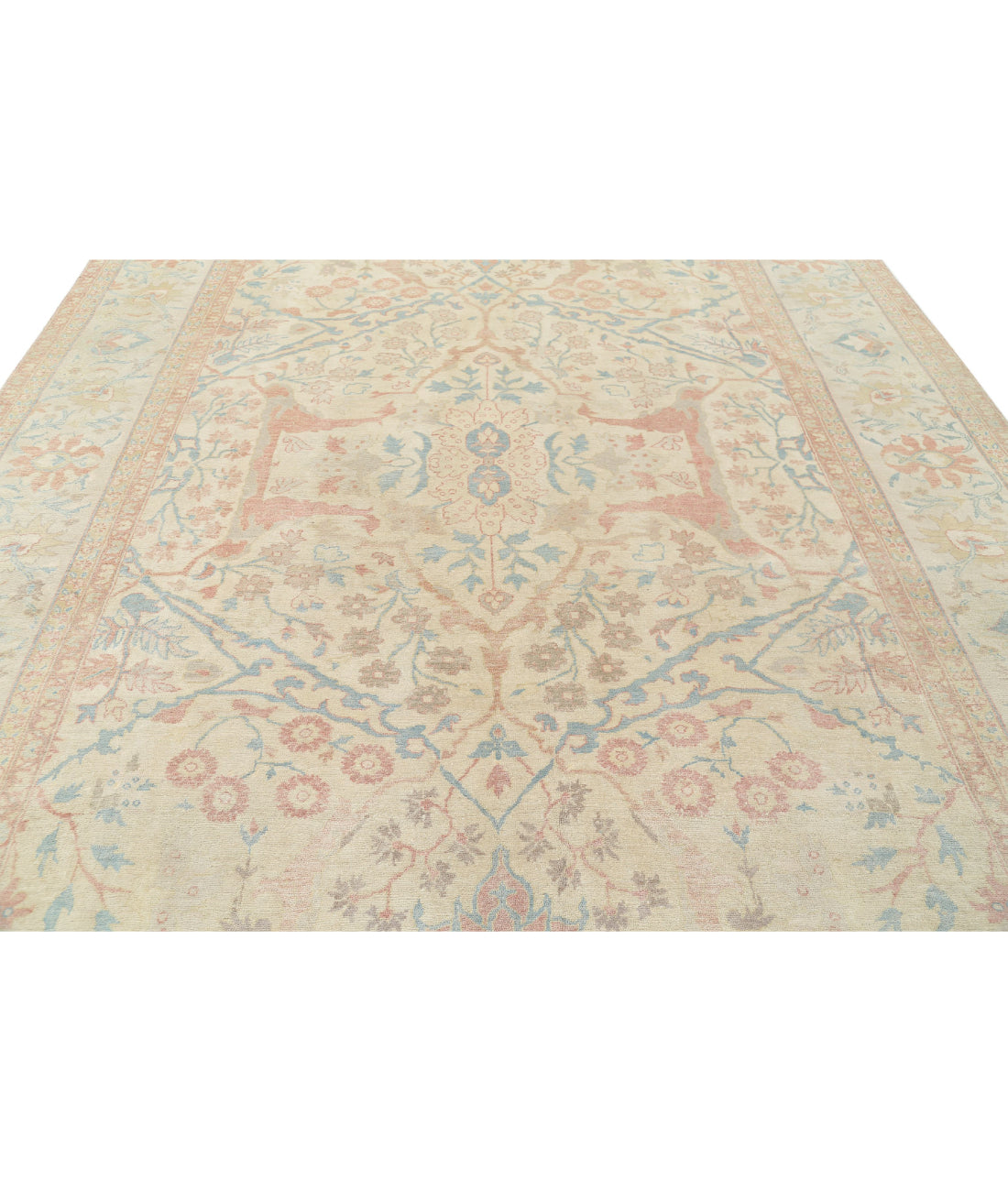 Sultanabad 9'8'' X 12'7'' Hand-Knotted Wool Rug 9'8'' x 12'7'' (290 X 378) / Ivory / Green