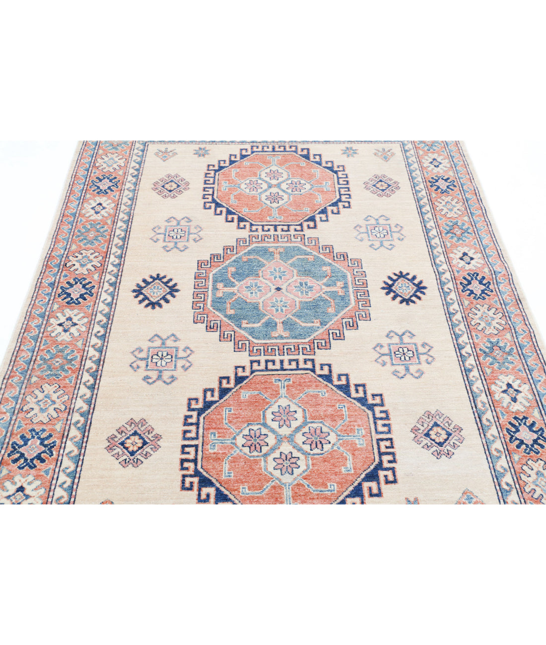 Kazak 4'10'' X 6'8'' Hand-Knotted Wool Rug 4'10'' x 6'8'' (145 X 200) / Ivory / Peach