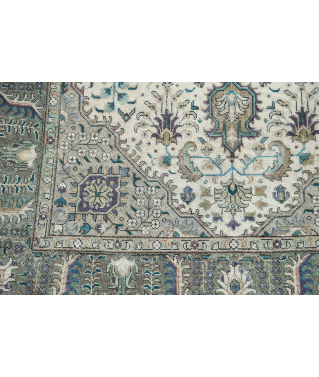 Tabriz 3'2'' X 5'0'' Hand-Knotted Wool Rug 3'2'' x 5'0'' (95 X 150) / Ivory / Green