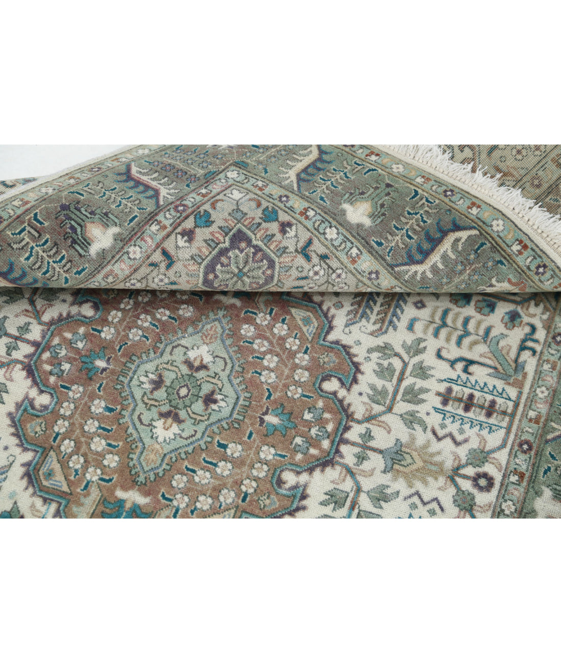 Tabriz 3'2'' X 5'0'' Hand-Knotted Wool Rug 3'2'' x 5'0'' (95 X 150) / Ivory / Green