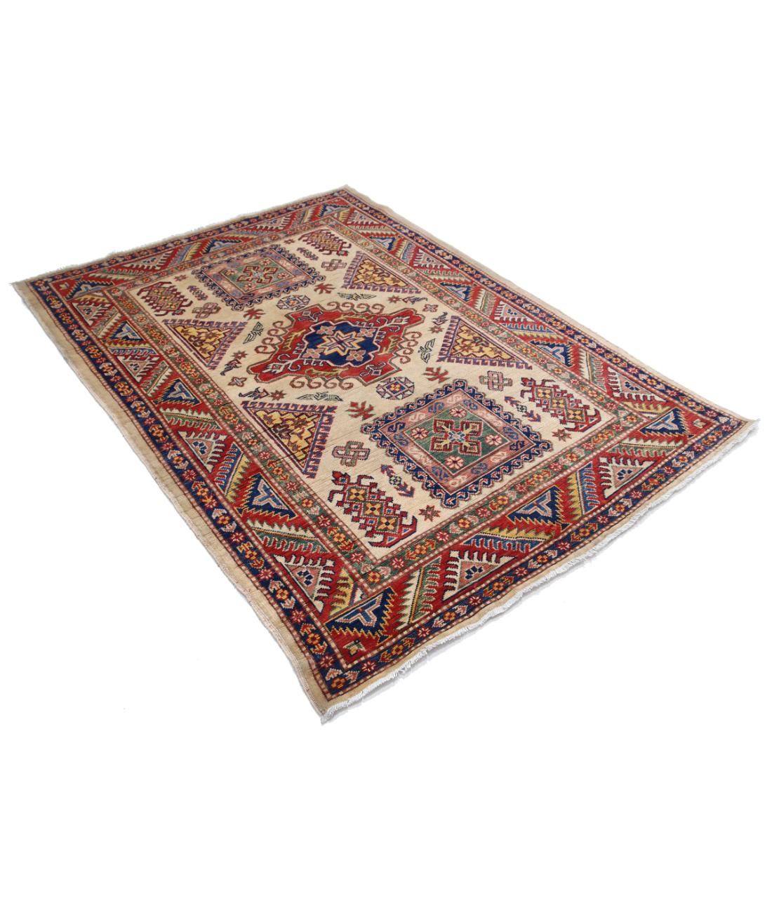 Kazak 4' 9" X 6' 7" Hand-Knotted Wool Rug 4' 9" X 6' 7" (145 X 201) / Ivory / Red